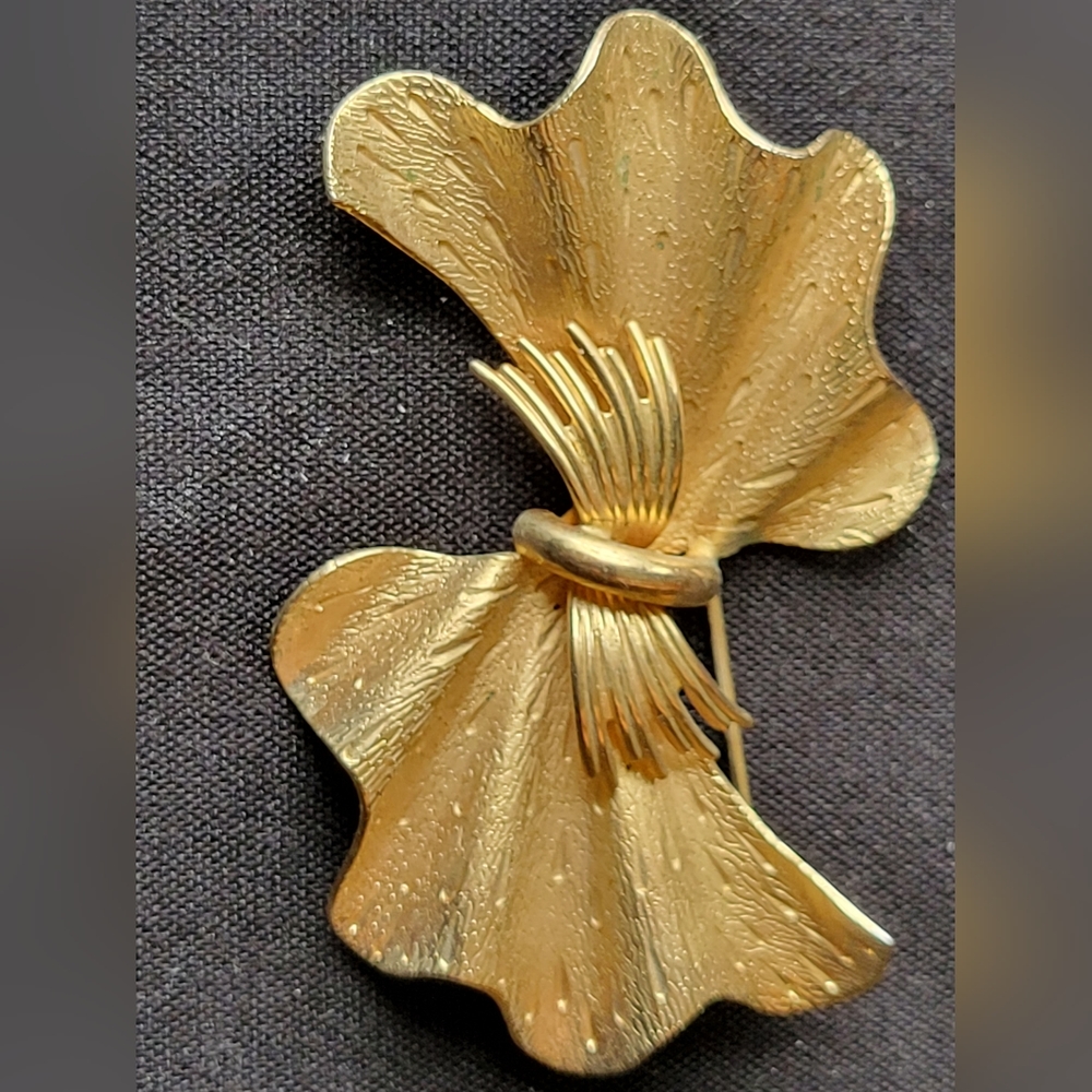 Coro original Vintage Brooch